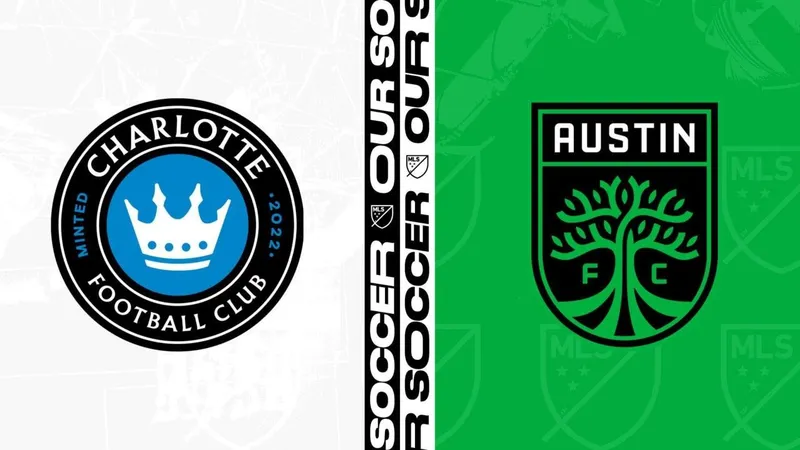 Cầu thủ Austin FC và Charlotte FC đang tranh giành quả bóng trên sân cỏ Cầu thủ Austin FC và Charlotte FC đang tranh giành quả bóng trên sân cỏ
